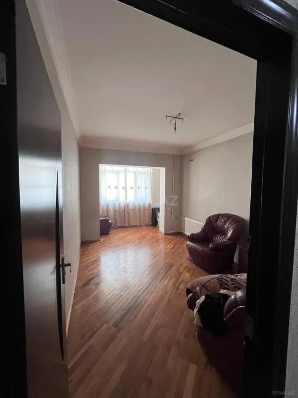 Kirayə verilir 2 otaqlı mənzil 65 m²