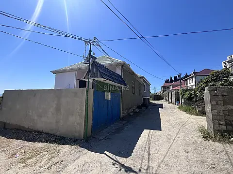 Satılır 3 otaqlı həyət evi 61.5 m² — Bakı 3 otaq 61.50 m²