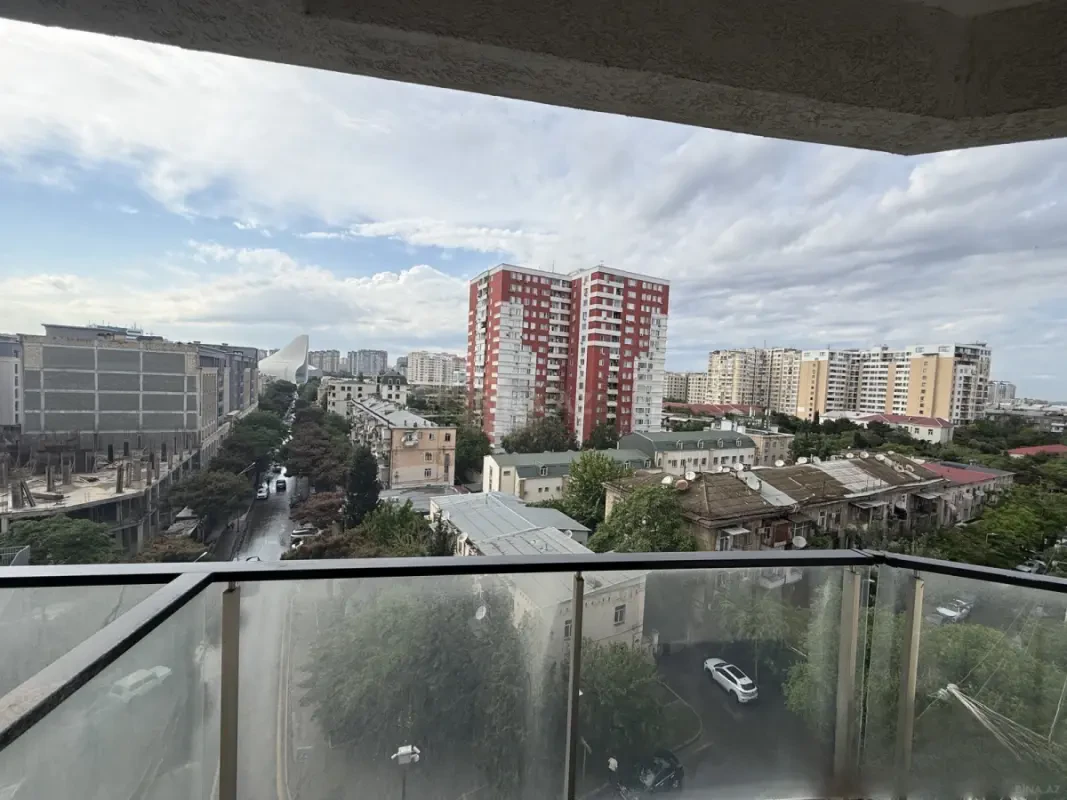 Satılır 3 otaqlı mənzil 85 m²