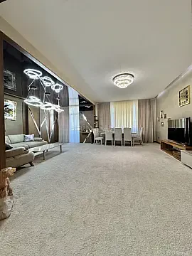 Satılır 4 otaqlı mənzil 210 m² — Bakı 4 otaq 210.00 m²
