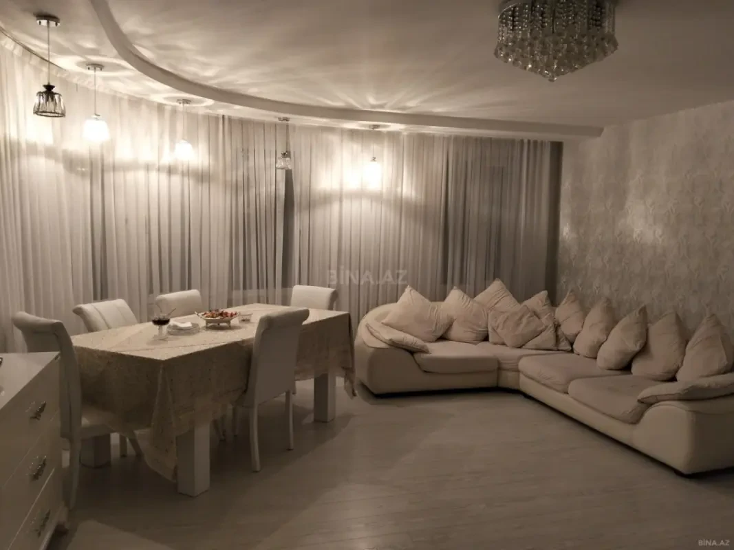 Satılır 3 otaqlı mənzil 92.6 m²