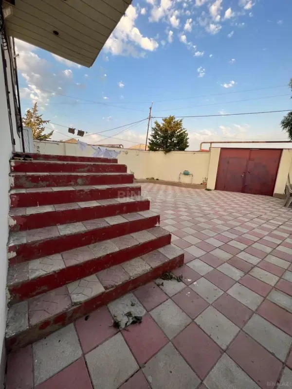 Satılır 3 otaqlı həyət evi 100 m²