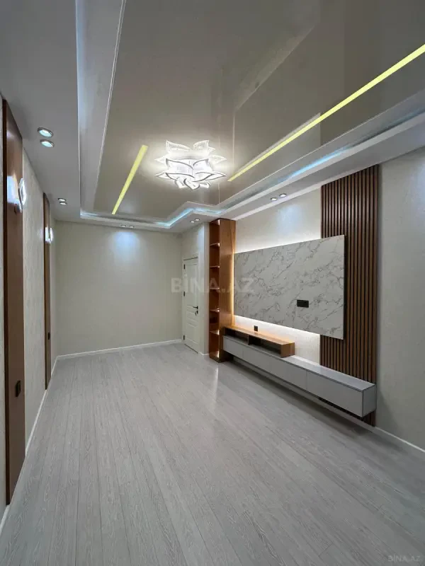 Satılır 2 otaqlı mənzil 62 m²