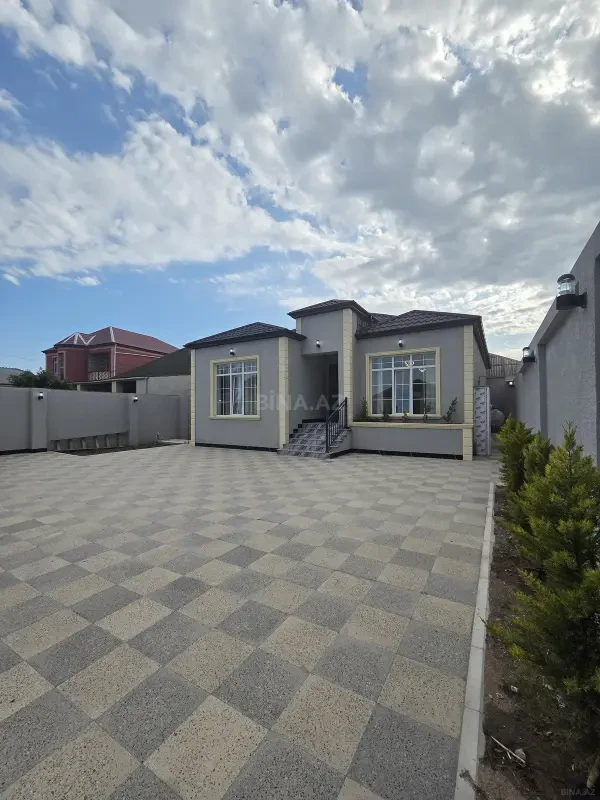 Satılır 4 otaqlı həyət evi 170 m²