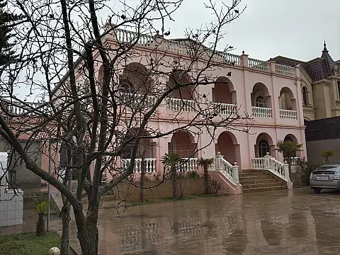 Satılır 8 otaqlı həyət evi 750 m² — Bakı, Badamdar 8 otaq 750.00 m²