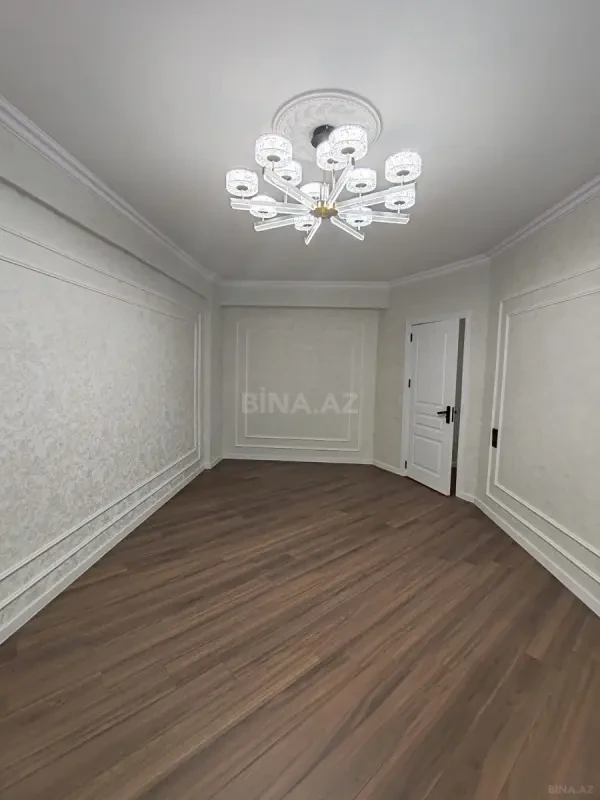 Satılır 2 otaqlı mənzil 68 m²