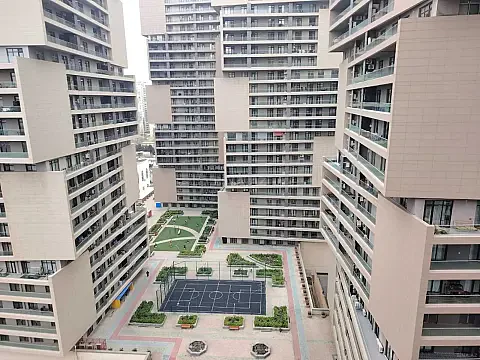 Satılır 3 otaqlı mənzil 106 m² — Bakı 3 otaq 106.00 m²