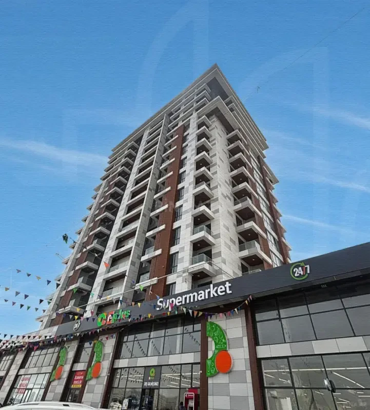 Satılır 3 otaqlı mənzil 106.9 m²