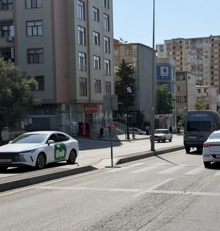 Satılır 2 otaqlı mənzil 58 m²