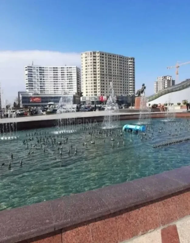 Satılır 3 otaqlı mənzil 144 m²