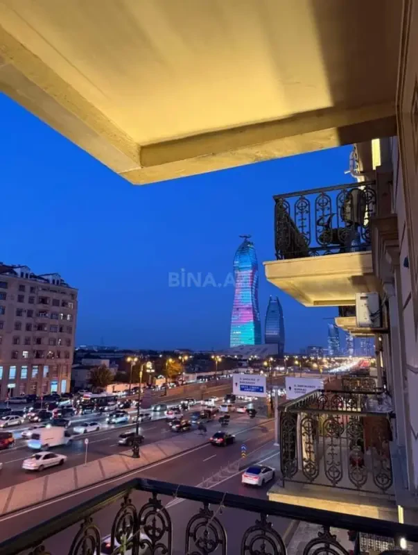Kirayə verilir 3 otaqlı mənzil 100 m²