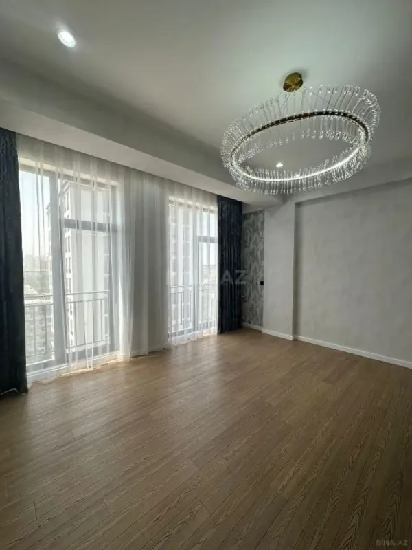 Satılır 2 otaqlı mənzil 66 m²