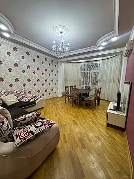 Satılır 3 otaqlı mənzil 90 m² — Bakı, İnşaatçılar 3 otaq 90.00 m²