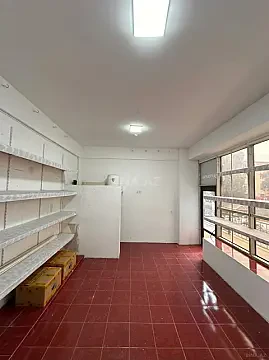 Kirayə verilir obyekt 26 m² — Bakı, Memar Əcəmi yanı 26.00 m²