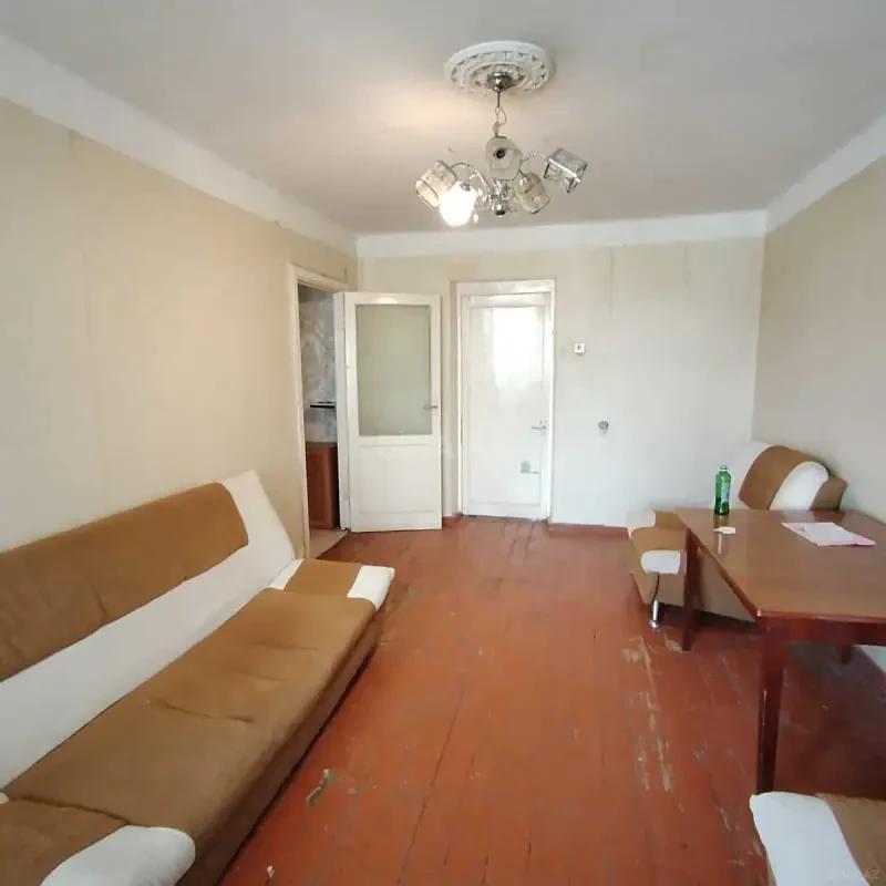 Satılır 2 otaqlı mənzil 50 m²
