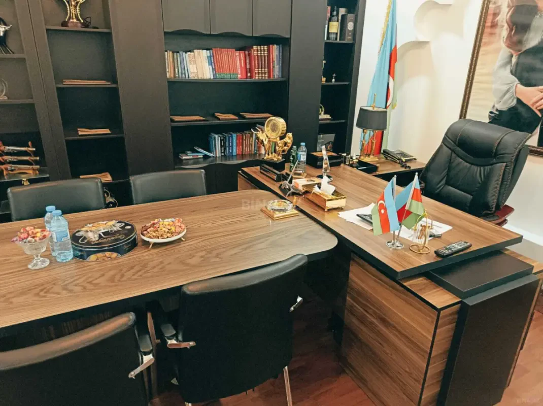 Kirayə verilir 2 otaqlı ofis 50 m²