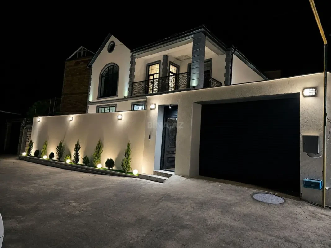 Satılır 4 otaqlı həyət evi 270 m²