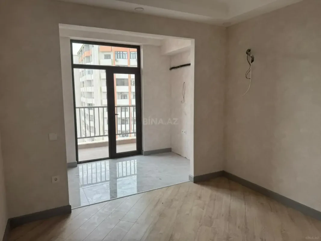 Satılır 2 otaqlı mənzil 65 m²