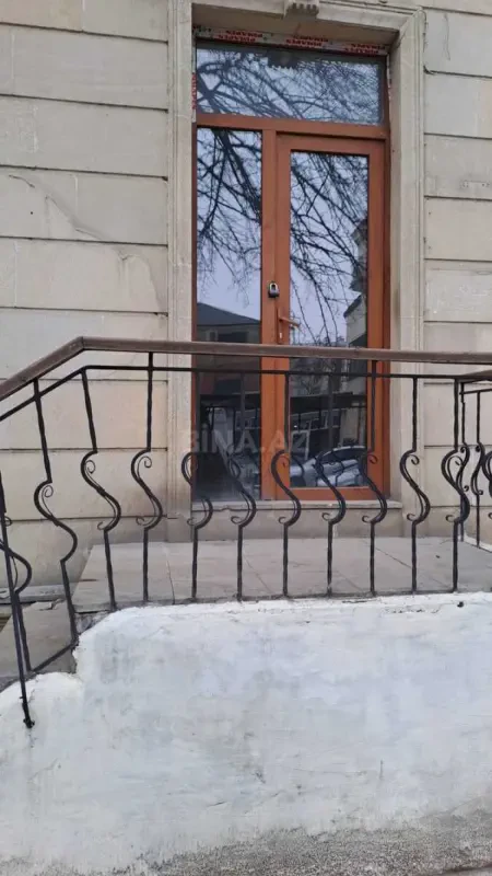 Kirayə verilir obyekt 35 m²