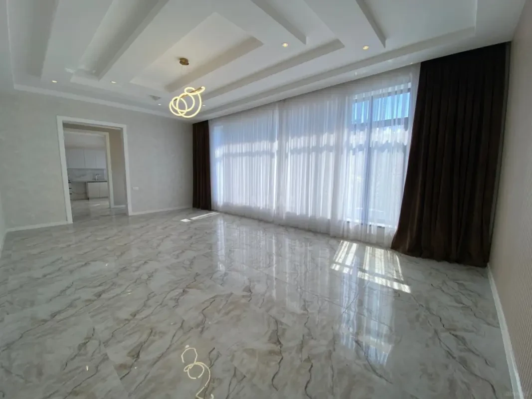Satılır 4 otaqlı həyət evi 140 m²