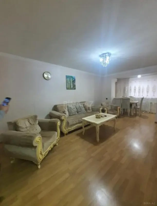 Satılır 3 otaqlı mənzil 70 m²