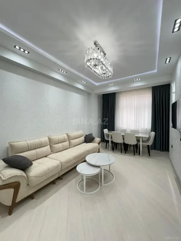 Satılır 2 otaqlı mənzil 52 m²
