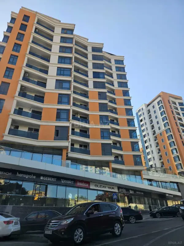 Satılır 4 otaqlı mənzil 90 m²