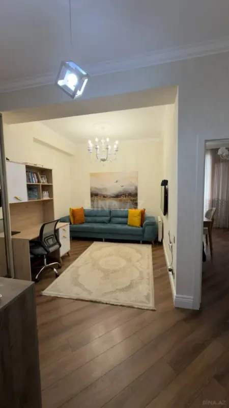 Satılır 2 otaqlı mənzil 55 m²