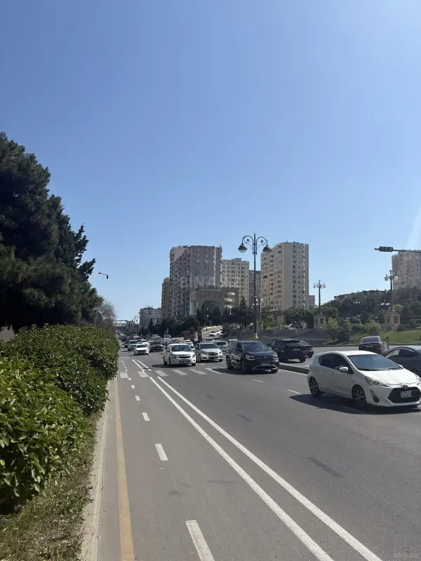 Kirayə verilir obyekt 750 m²