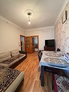 Satılır 2 otaqlı mənzil 55 m² — Bakı, Memar Əcəmi yanı 2 otaq 55.00 m²