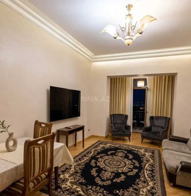 Kirayə verilir 2 otaqlı mənzil 68 m²
