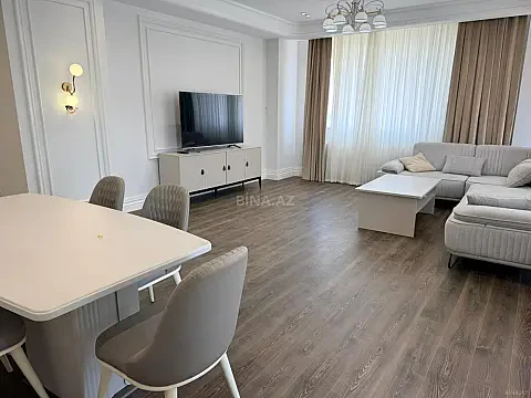 Kirayə verilir 4 otaqlı mənzil 205 m² — Bakı 4 otaq 205.00 m²