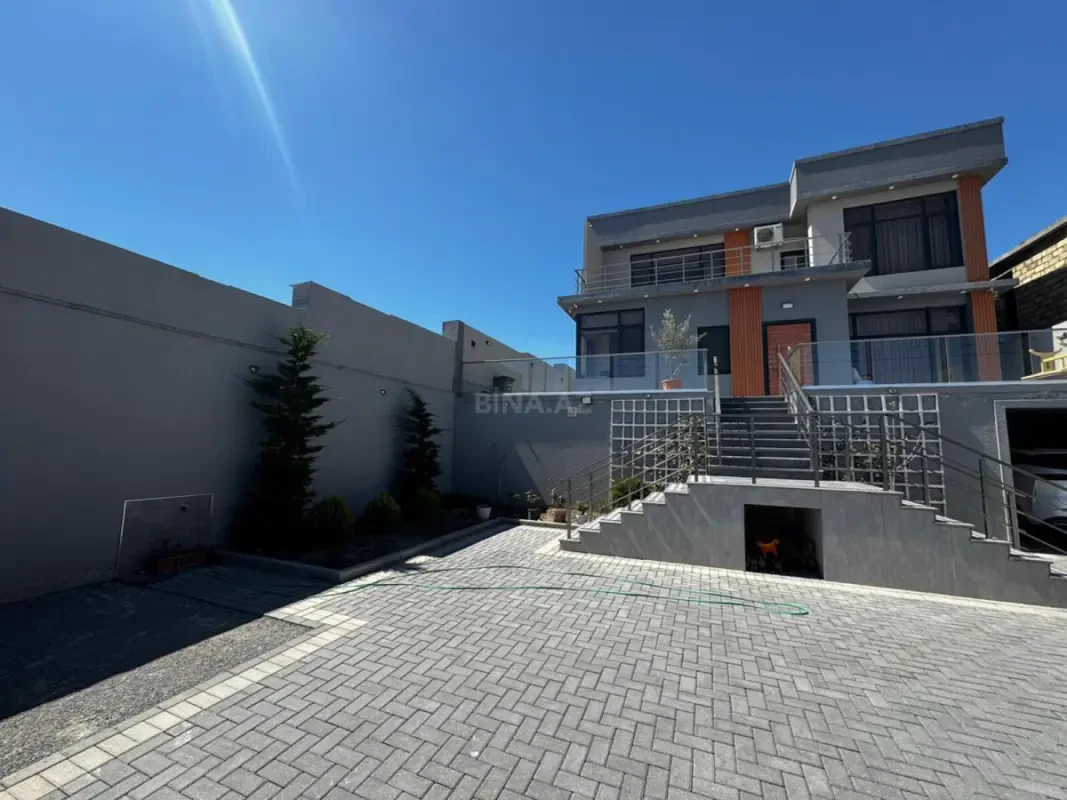Satılır 5 otaqlı həyət evi 260 m²