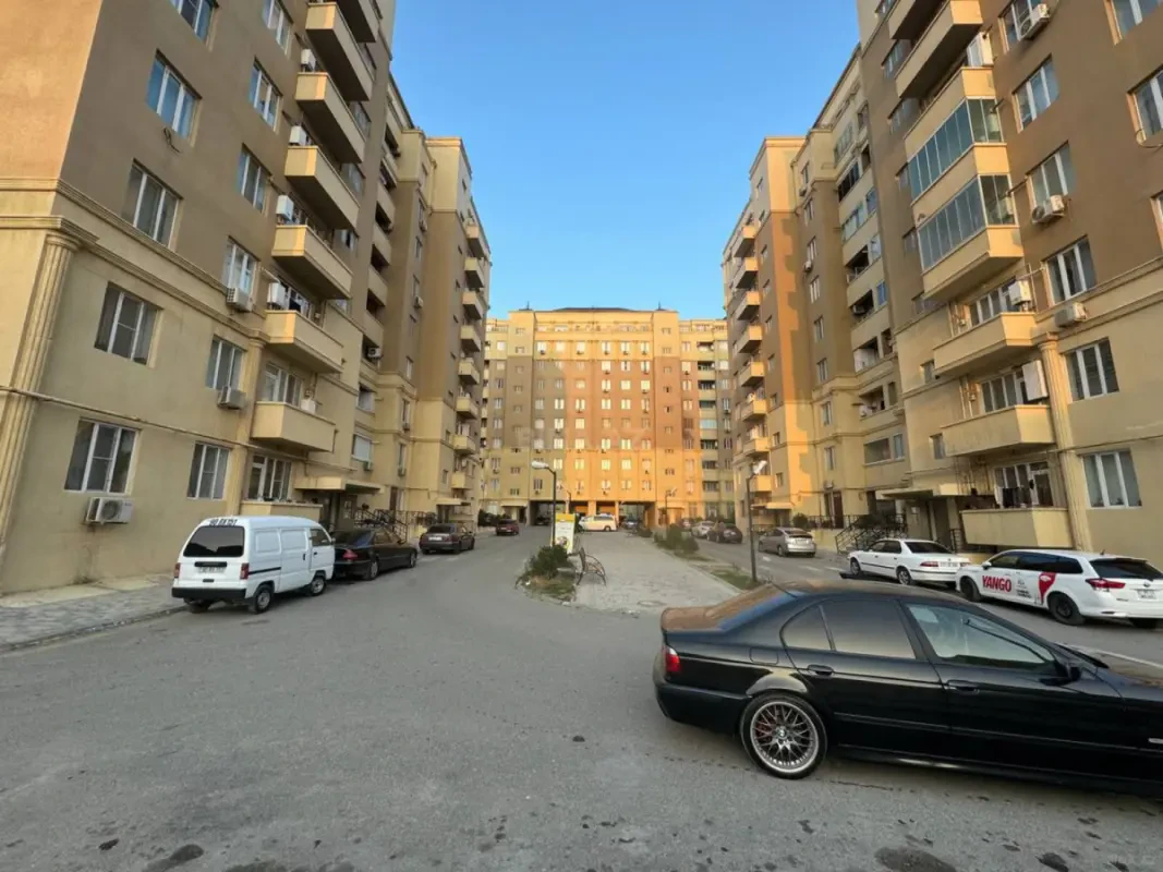 Satılır 3 otaqlı mənzil 75 m²