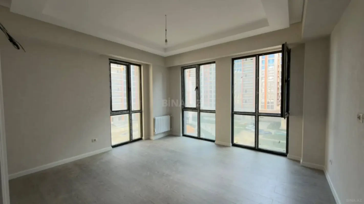 Satılır 2 otaqlı mənzil 57 m²