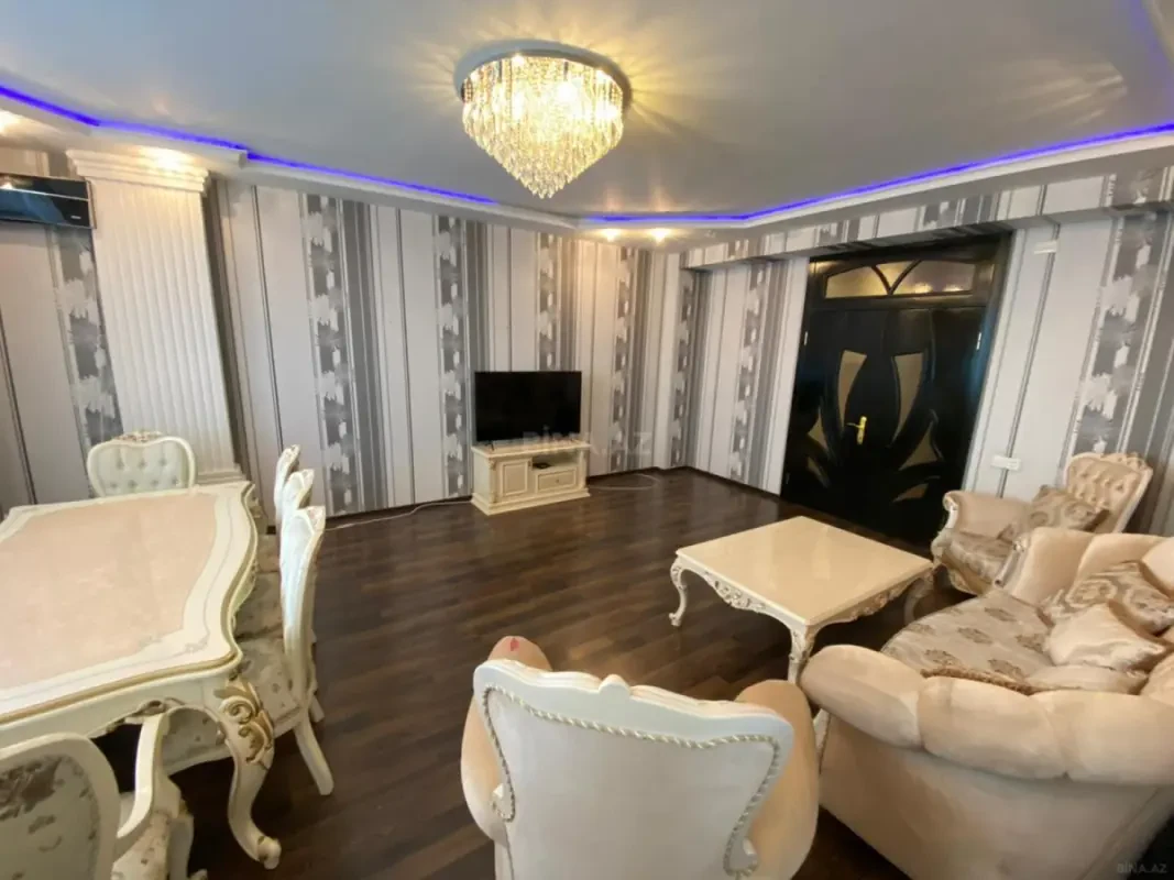 Kirayə verilir 3 otaqlı mənzil 125 m²