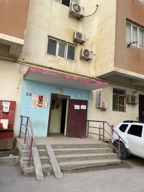 Satılır 1 otaqlı mənzil 49.7 m²