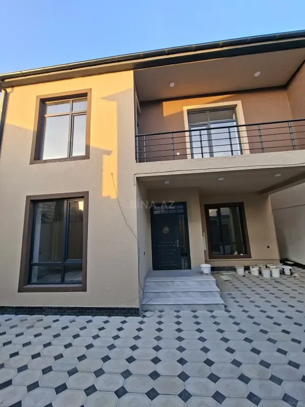 Satılır 4 otaqlı həyət evi 160 m²