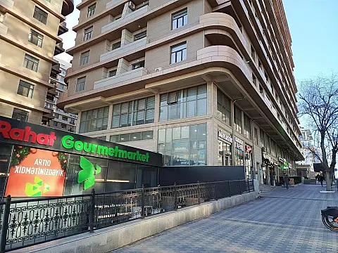 Kirayə verilir obyekt 90 m² — Bakı 90.00 m²
