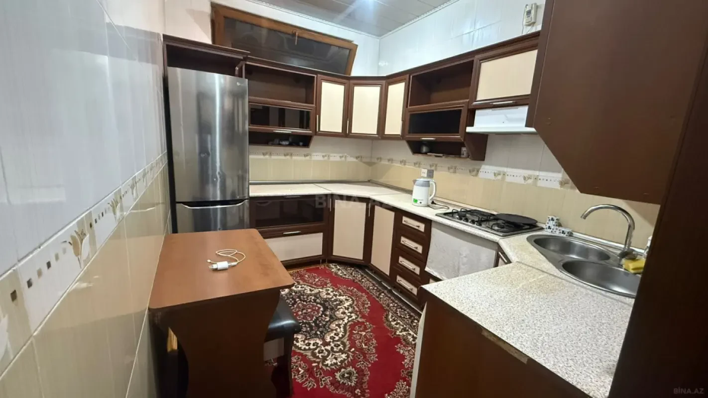 Kirayə verilir 3 otaqlı mənzil 70 m²