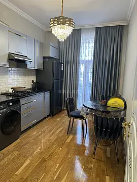 Kirayə verilir 3 otaqlı mənzil 80 m² — Bakı 3 otaq 80.00 m²