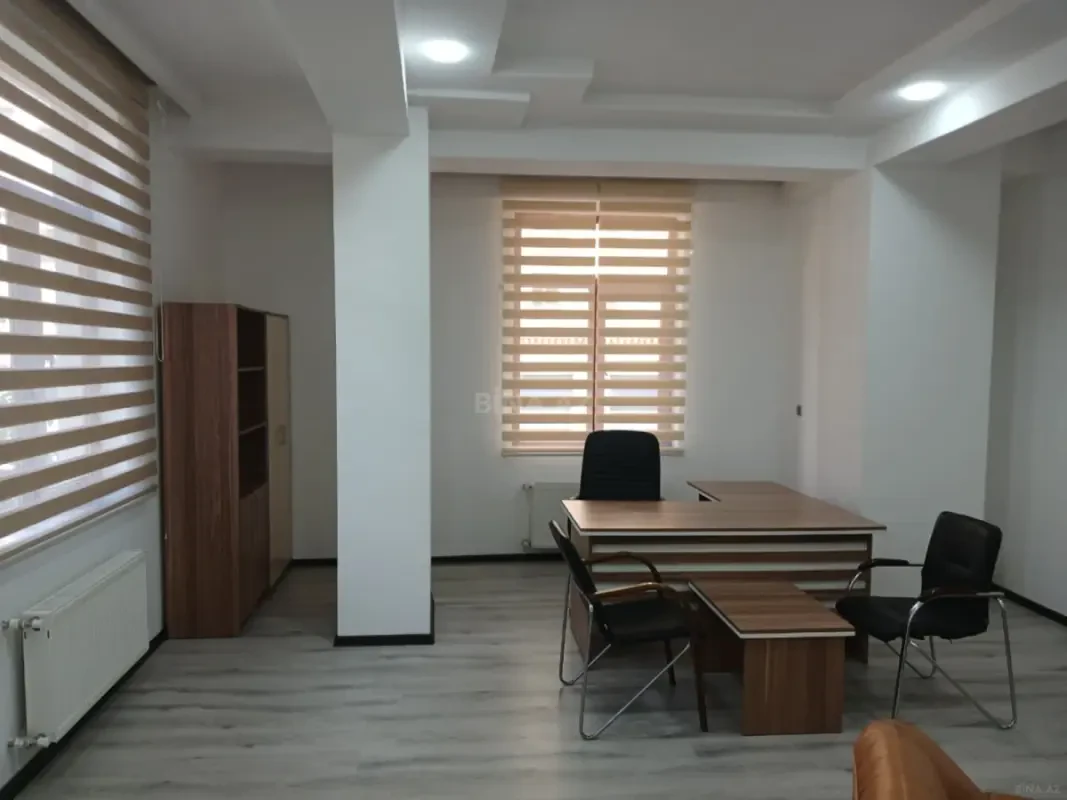 Kirayə verilir 2 otaqlı ofis 90 m²