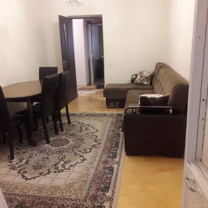 Kirayə verilir 2 otaqlı mənzil 56 m²