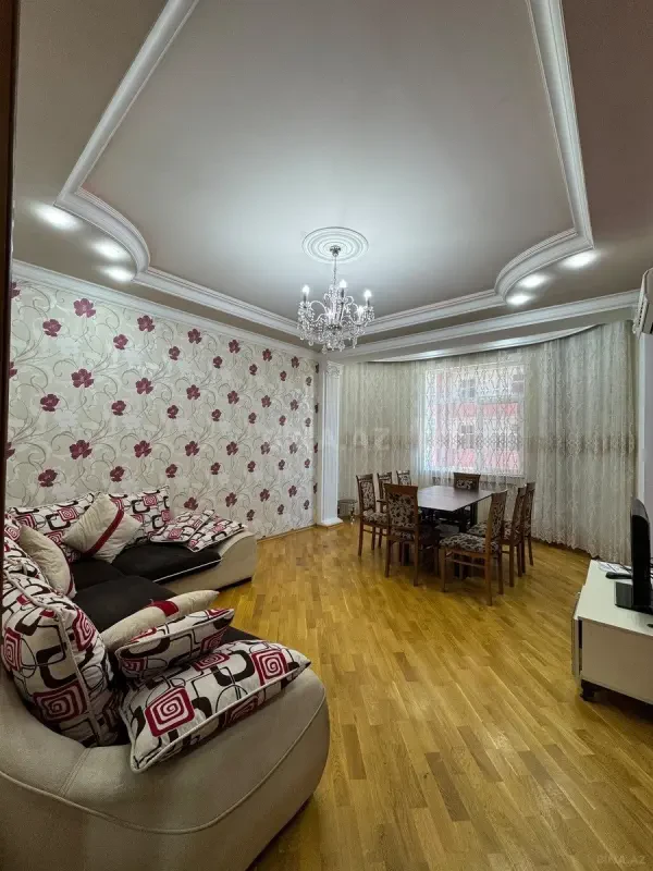 Satılır 3 otaqlı mənzil 90 m²
