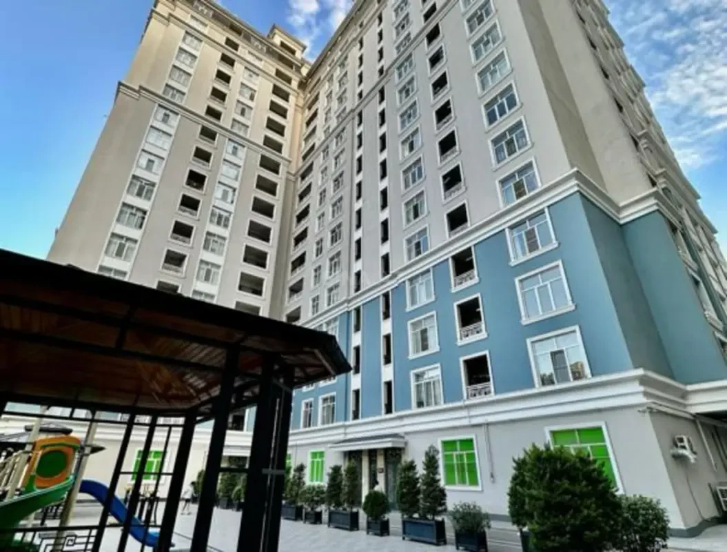 Satılır 2 otaqlı mənzil 61 m²