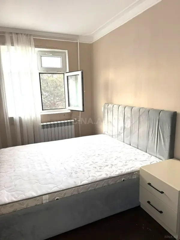 Kirayə verilir 2 otaqlı mənzil 45 m²