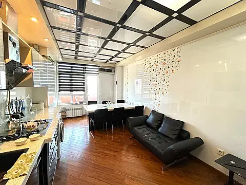 Kirayə verilir 4 otaqlı mənzil 150 m² — Bakı, Xətai 4 otaq 150.00 m²