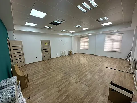 Kirayə verilir 2 otaqlı ofis 75 m² — Bakı, Nərimanov 2 otaq 75.00 m²