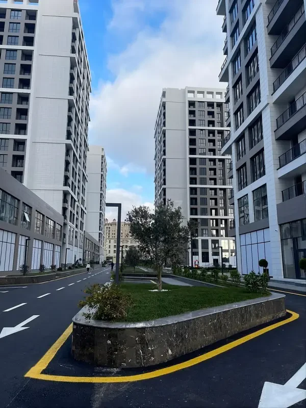 Kirayə verilir 2 otaqlı mənzil 75 m²