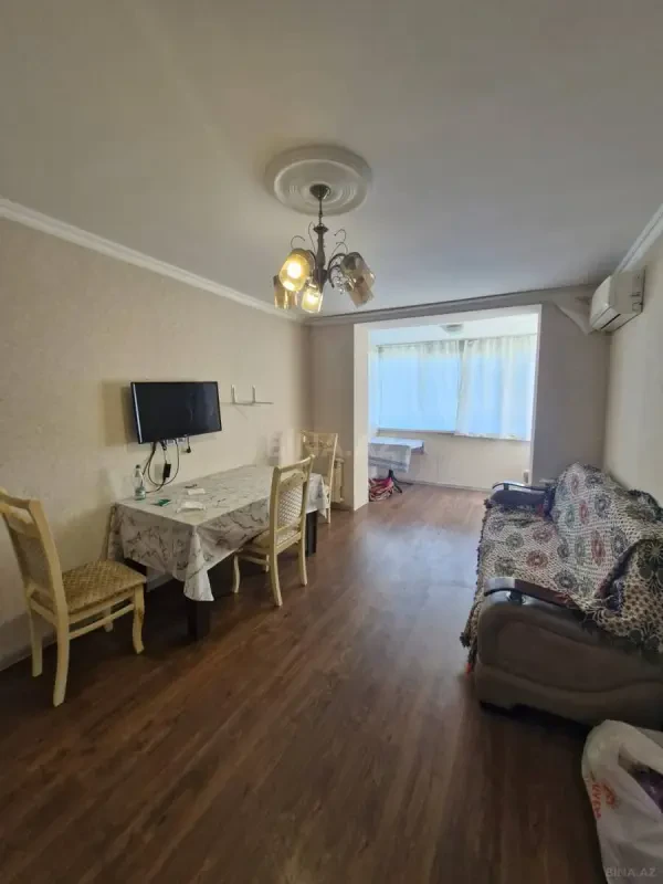 Kirayə verilir 2 otaqlı mənzil 55 m²